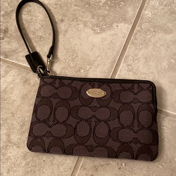 Coach Handbags - Coach Wrist Wallet